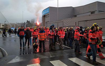 2017-12-29 ProtestaBombeirosComarcaisPontevedra04.jpeg